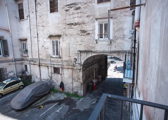 Giglio Borbonico By DimorraHotel Napoli